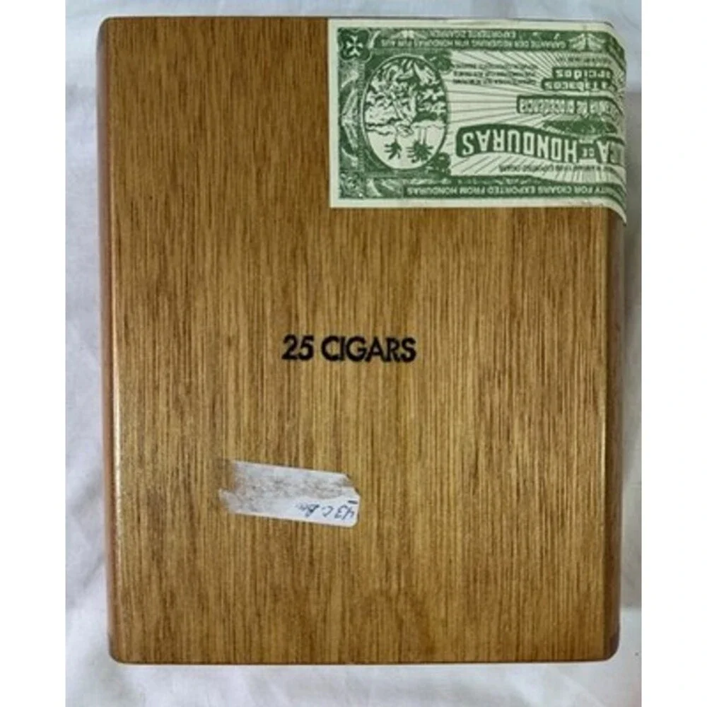 Pheasant by R.D.Gomez Wooden Cigar Box Fits 25 Handmade Honduras 7x7